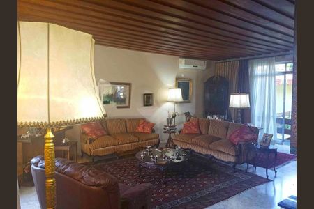 Casa à venda com 7 quartos, 800m² em Brooklin, São Paulo