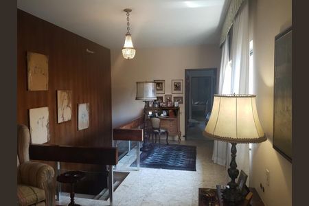 Casa à venda com 7 quartos, 800m² em Brooklin, São Paulo