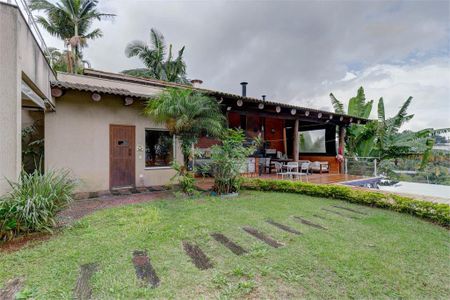 Casa à venda com 460m², 4 quartos e 7 vagas