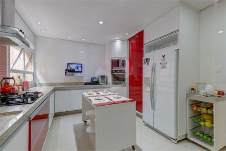 Casa à venda com 460m², 4 quartos e 7 vagas