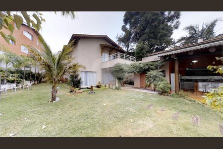 Casa à venda com 460m², 4 quartos e 7 vagas