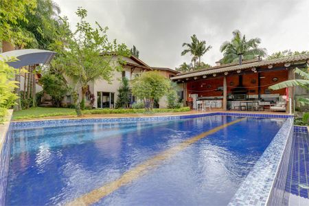 Casa à venda com 460m², 4 quartos e 7 vagas