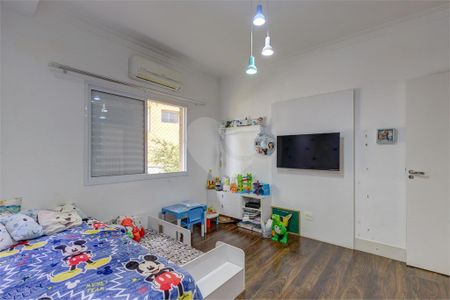 Casa à venda com 4 quartos, 460m² em Chácara Monte Alegre, São Paulo