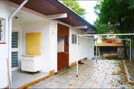 Casa à venda com 4 quartos, 335m² em Jardim Prudência, São Paulo