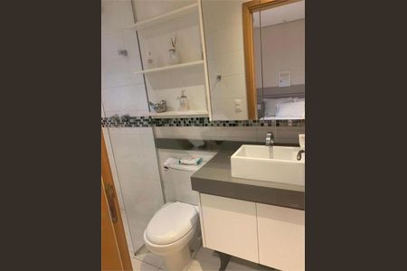 Apartamento à venda com 3 quartos, 65m² em Vila Gilda, Santo André