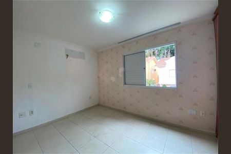 Casa à venda com 4 quartos, 245m² em Vila Carrão, São Paulo