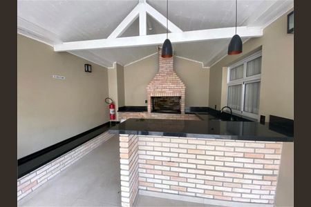 Casa à venda com 4 quartos, 245m² em Vila Carrão, São Paulo