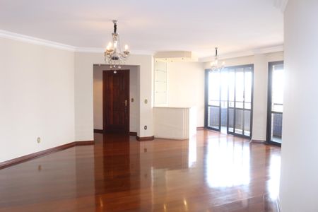 Apartamento à venda com 205m², 4 quartos e 3 vagasSala