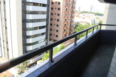 Apartamento à venda com 205m², 4 quartos e 3 vagasVaranda da Sala