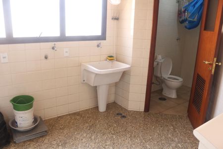 Apartamento à venda com 205m², 4 quartos e 3 vagasÁrea de Serviço