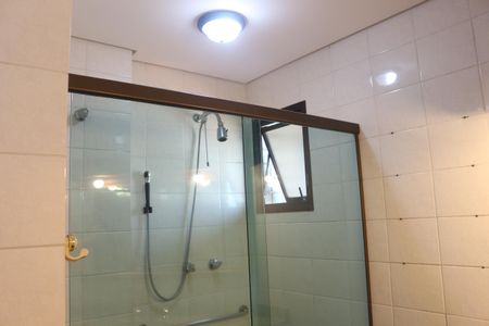 Apartamento à venda com 205m², 4 quartos e 3 vagasBanheiro