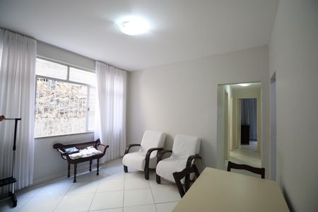 Sala de apartamento para alugar com 2 quartos, 70m² em Graça, Salvador