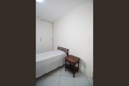 Quarto de apartamento para alugar com 2 quartos, 70m² em Graça, Salvador