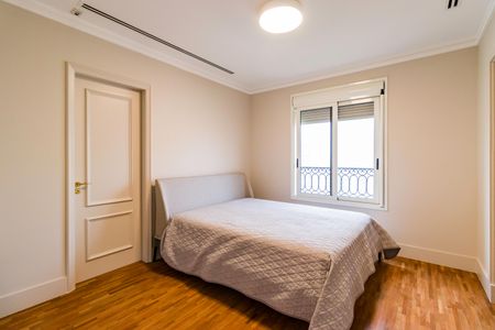 Apartamento à venda com 347m², 4 quartos e 5 vagas Apartamento à venda com 347m², 4 quartos e 5 vagasSuíte 4