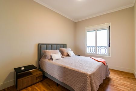 Apartamento à venda com 347m², 4 quartos e 5 vagas Apartamento à venda com 347m², 4 quartos e 5 vagasSuíte 2