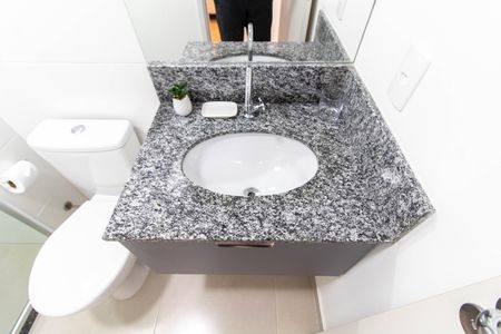 Apartamento à venda com 47m², 2 quartos e 1 vaga Apartamento à venda com 47m², 2 quartos e 1 vagaBANHEIRO SOCIAL