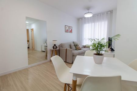 Apartamento à venda com 47m², 2 quartos e 1 vaga Apartamento à venda com 47m², 2 quartos e 1 vagaSALA