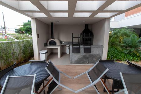 Apartamento à venda com 47m², 2 quartos e 1 vaga Apartamento à venda com 47m², 2 quartos e 1 vagaÁREA COMUM - CHURRASQUEIRA