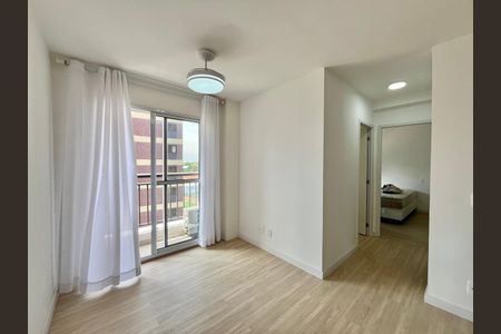 Apartamento à venda com 47m², 1 quarto e 1 vaga Apartamento à venda com 47m², 1 quarto e 1 vagaSala