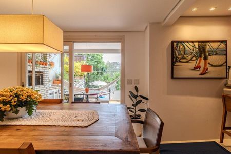 Casa de condomínio para alugar com 324m², 3 quartos e 3 vagasSala de Jantar