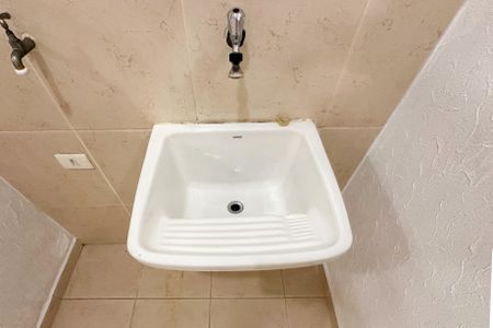 Casa de condomínio à venda com 90m², 3 quartos e 2 vagasÁrea de Serviço