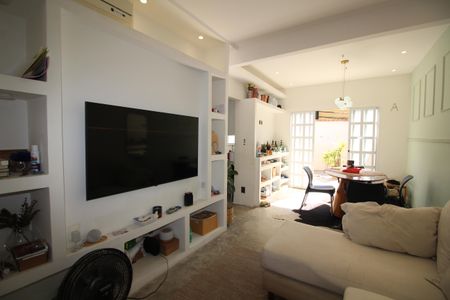 Sala de casa para alugar com 3 quartos, 100m² em Taquara, Rio de Janeiro