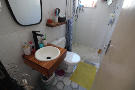 Casa para alugar com 100m², 3 quartos e 2 vagasBanheiro Social 1