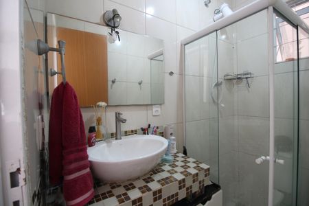 Casa para alugar com 100m², 3 quartos e 2 vagasBanheiro Social 2