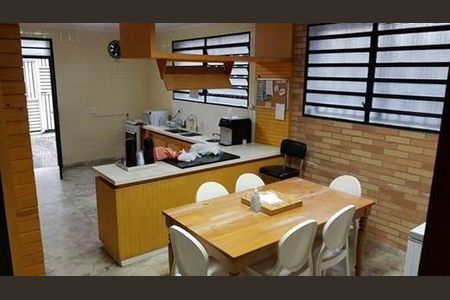 Casa à venda com 11 quartos, 369m² em Vila Mariana, São Paulo