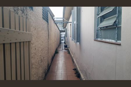 Casa à venda com 2 quartos, 180m² em Vila Anastácio, São Paulo