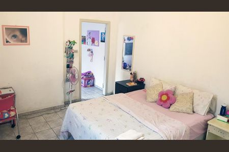 Casa à venda com 2 quartos, 180m² em Vila Anastácio, São Paulo