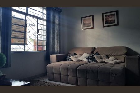 Casa à venda com 2 quartos, 180m² em Vila Anastácio, São Paulo