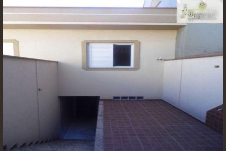 Casa à venda com 3 quartos, 140m² em Vila Mangalot, São Paulo