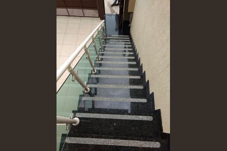 Casa à venda com 95m², 3 quartos e 4 vagas