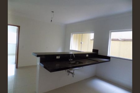 Casa à venda com 95m², 3 quartos e 4 vagas