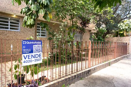 Casa à venda com 300m², 3 quartos e 1 vagaFachada