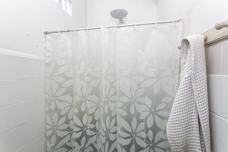 Casa à venda com 300m², 3 quartos e 1 vagaBanheiro 2