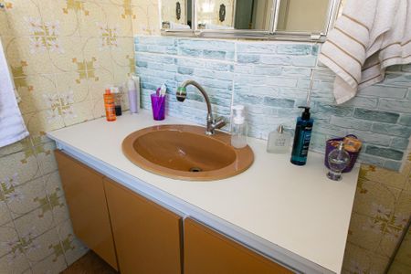 Casa à venda com 300m², 3 quartos e 1 vagaBanheiro 1