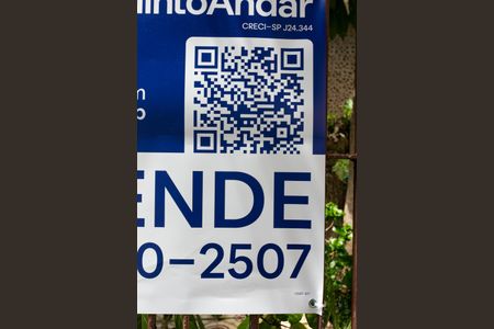 Casa à venda com 300m², 3 quartos e 1 vagaplaca VGEF-307