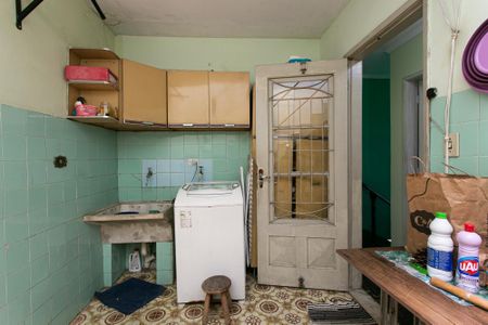 Casa à venda com 300m², 3 quartos e 1 vagaÁrea de Serviço