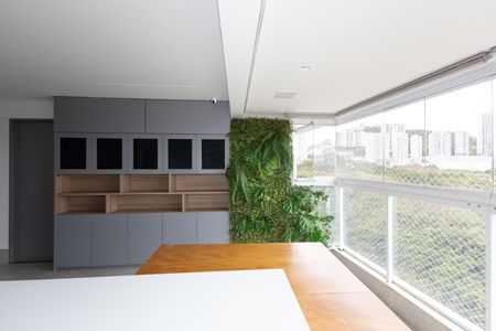 Apartamento à venda com 86m², 3 quartos e 2 vagasVaranda