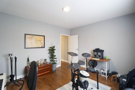 Casa à venda com 215m², 3 quartos e 4 vagas