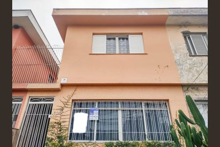 Casa à venda com 215m², 3 quartos e 4 vagas