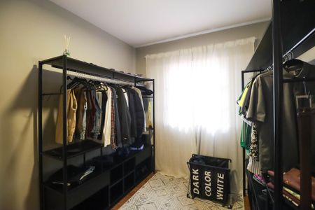 Casa à venda com 215m², 3 quartos e 4 vagas