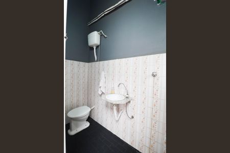 Casa à venda com 215m², 3 quartos e 4 vagas