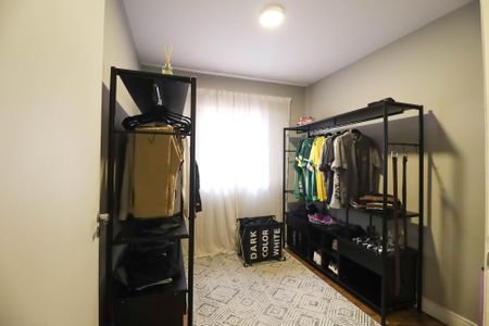 Casa à venda com 215m², 3 quartos e 4 vagas