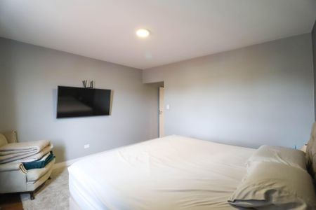 Casa à venda com 215m², 3 quartos e 4 vagas