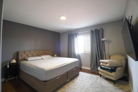 Casa à venda com 215m², 3 quartos e 4 vagas