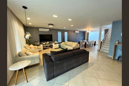 Casa à venda com 5 quartos, 360m² em Vargem Grande, Rio de Janeiro