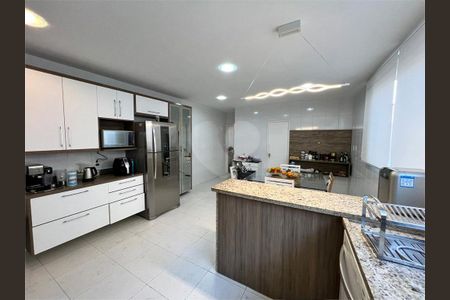 Casa à venda com 5 quartos, 360m² em Vargem Grande, Rio de Janeiro